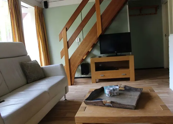 6-pers Vakantiebungalow In Het Heuvelland Vakantiehuis *